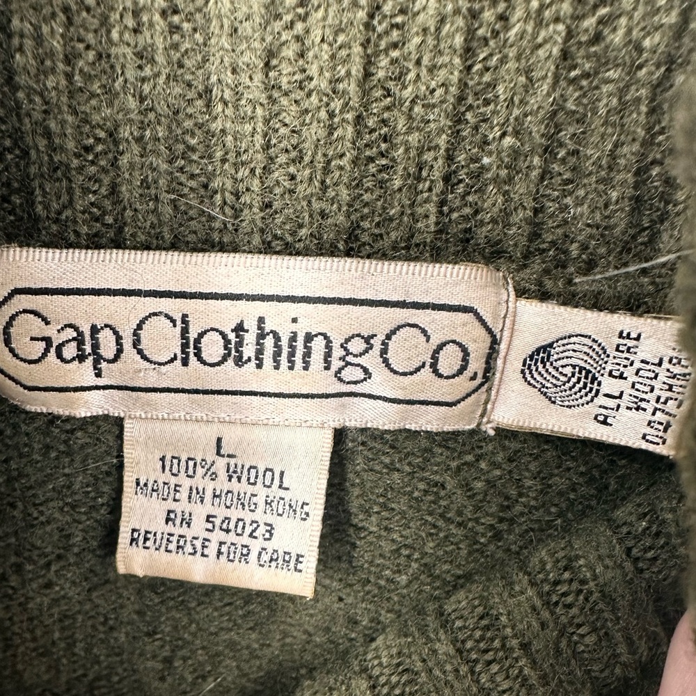 VTG Gap Clothing Co 100% Wool Knit Turtleneck Sweater Green Hong Kong Large O120 - Picture 2 of 5